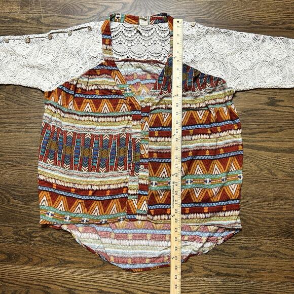 BKE Shirt Womens Large Lace Sleeve Button Up Aztec Southwest Boho Western - Picture 9 of 11